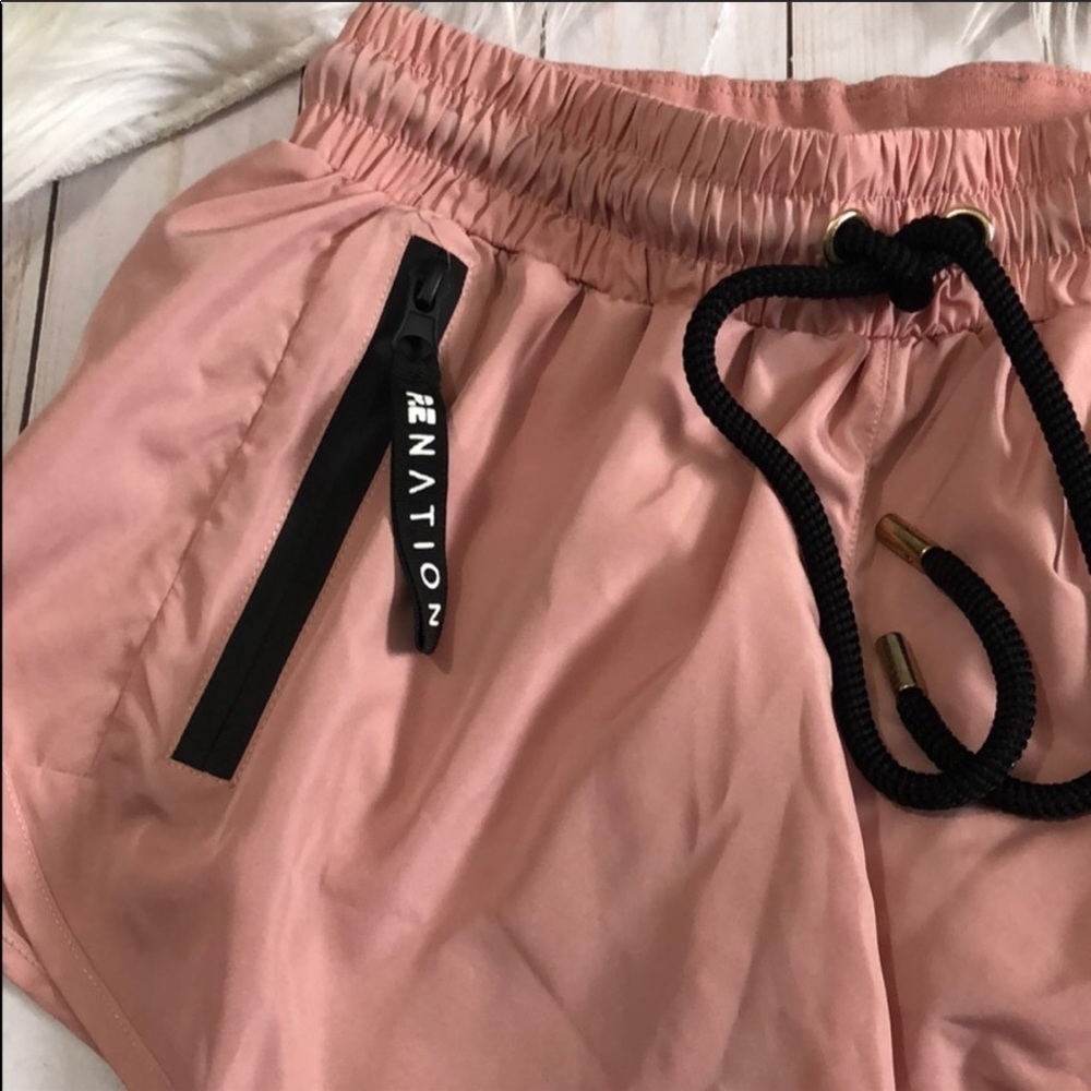 P.E Nation double drive short in rose dawn pink XS - Picture 3 of 11